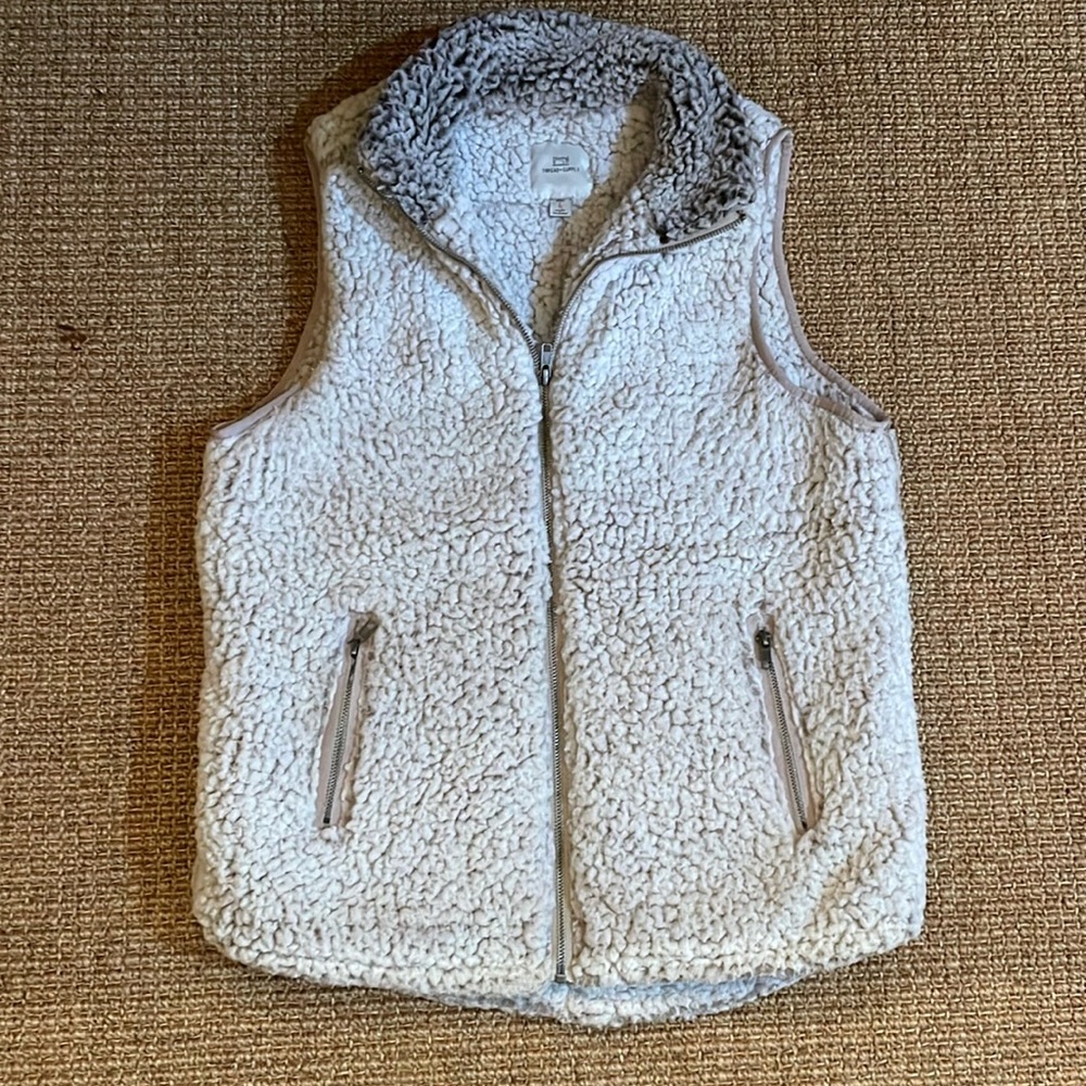 Thread & Supply Gray Sherpa Teddy Vest Small